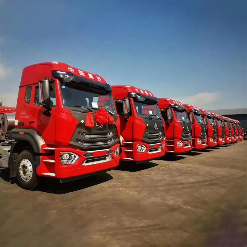 Sinotruk Hova 6 Wheelers 4×2 Críochfort Cé Chalafoirt Tarracóir euro Ii 266hp